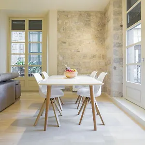 Bravissimo Cort Reial-1b Apartamento
