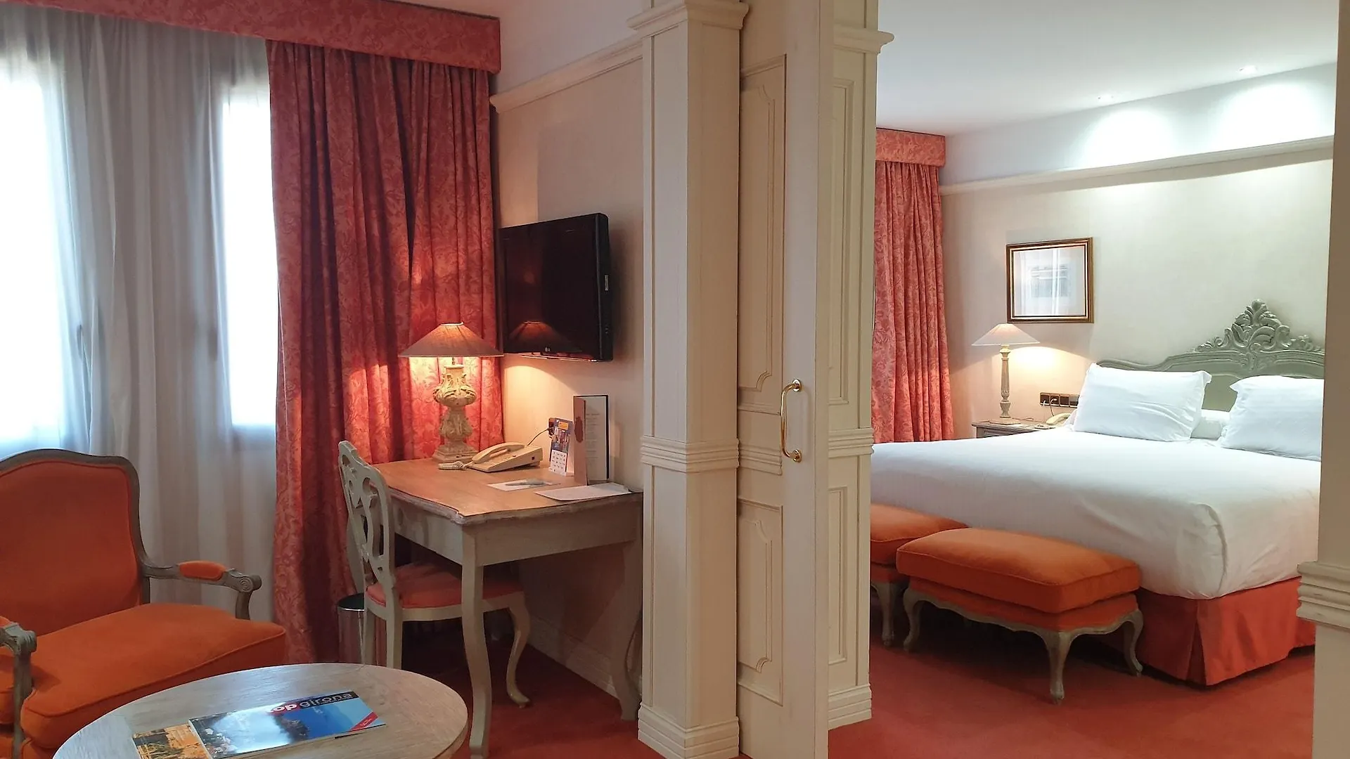 Best Western Premier Cmc Girona 4*,