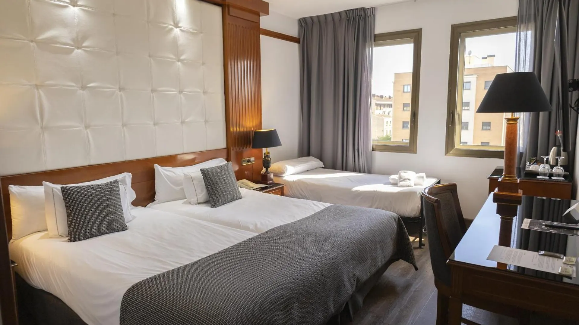 **** Hotell Best Western Premier Cmc Girona Spanien